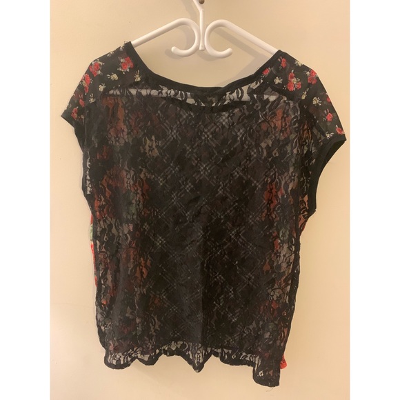 Summer Top - Picture 2 of 2